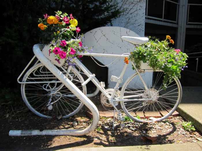 How to make cycle decoration