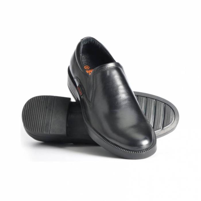 Safety dress shoes for men